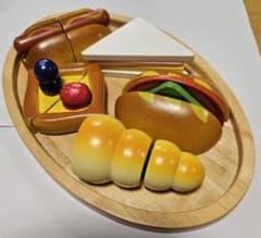 木製クッキングトイセット 食べ物の形のサムネイル