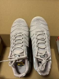 新品　Nike Air Max Plus スニーカー　25cmのサムネイル
