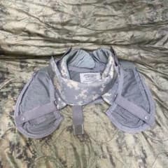 米軍実物　放出品　OTV ACU UCP 首　襟　喉　プロテクター　ソフトアーマ 米軍実物 放出品 OTV ACU UCP 首 襟 喉 プロテクター ソフト