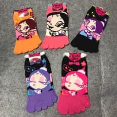 あくびちゃん 五本指ソックスのサムネイル