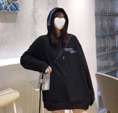 17kg パーカー　新品未使用のサムネイル