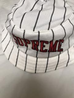 値下げ中！supreme バケットハットのサムネイル