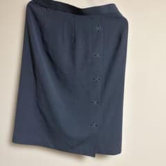 Ladies Malitte 膝丈スカート ダークグレー 刺繍のサムネイル