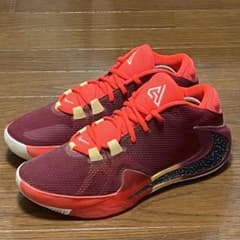 NIKE zoom freak 1 ナイキズームフリーク1のサムネイル