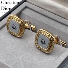 美品✨クリスチャンディオール　カフス カフリンクス お洒落✨ 美品✨クリスチャンディオール カフス ゴールド×シルバー ロゴ