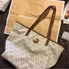 マイケルコース トートバックのサムネイル
