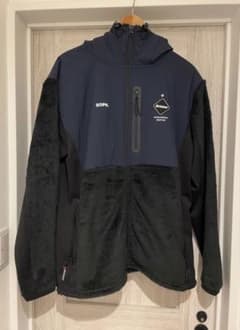 値下げ　F.C.Real Bristol フリースジャケット XLのサムネイル