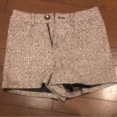 ショートパンツのサムネイル