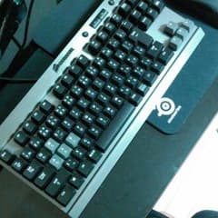 送料込 Corsair k65 ゲーミングキーボードのサムネイル