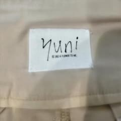 yuni カジュアルパンツ ベージュのサムネイル