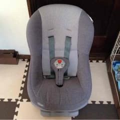 【ともぞう様専用】コンビ チャイルドシートのサムネイル