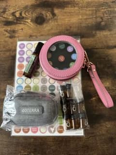 doTERRA アロマオイル 未開封10本 & 開封品3本セット doTERRA アロマオイルボトル＆ポーチセット - メルカリ
