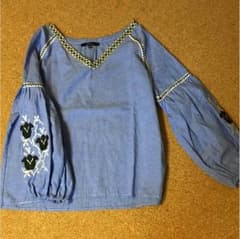 りっきぃ様専用  刺繍 トップス Mサイズ 今期のサムネイル