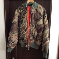 マハリシ ブルゾン (ダウン)ジャケットのサムネイル