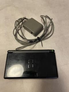 Nintendo DS Lite ブラック 充電器付きのサムネイル
