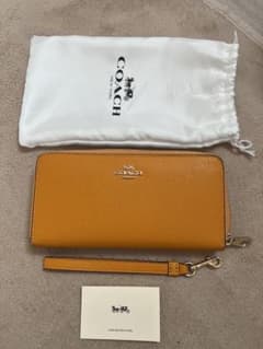 COACH 長財布 リストレット付きのサムネイル