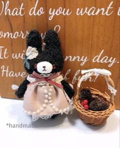 モコモコ 黒うさぎちゃんぬいぐるみチャーム ハンドメイド ミナ