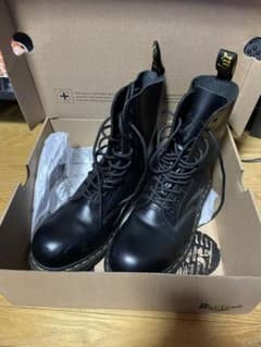 Dr.Martens Black  1919 10hole razorのサムネイル