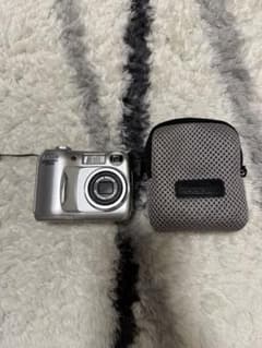 Nikon COOLPIX 2100 コンパクトデジタルカメラのサムネイル