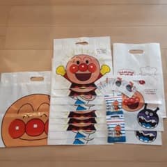 アンパンマンミュージアムショッパー袋　クリップバッチ　限定のサムネイル