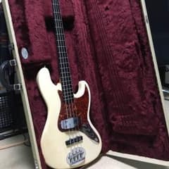 LAKLAND エレキベースのサムネイル