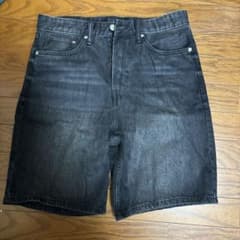 H&M デニムショートパンツ ブラックのサムネイル