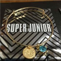 SJ  イトゥク バングル おまけ付のサムネイル