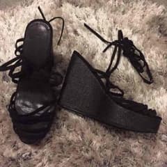 ZARA レースアップ サンダルのサムネイル