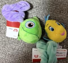 ディズニーキャラクター　ファンタジーファッション　マスコット付シュシュ　2個