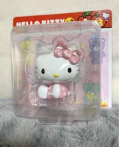 1番くじ　ハローキティー　13のサムネイル