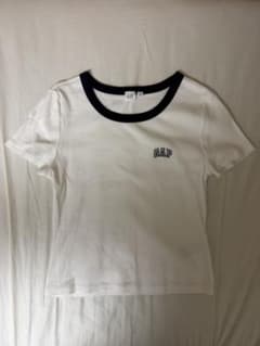 GAP Tシャツのサムネイル