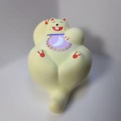 工房　輪葉葉　招き猫　湯布院　月猫　紫色　サイン入り　A078 工房 輪葉葉 招き猫 湯布院 月猫 紫色 サイン入り A078 - メルカリ
