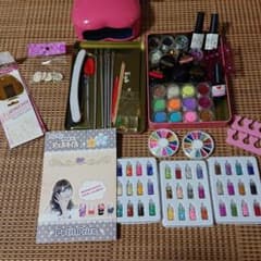 ジェルネイルセットのサムネイル