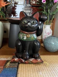 招き猫　特大　黒猫のサムネイル