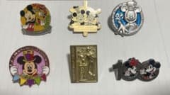 ディズニー　非売品ピンバッチのサムネイル