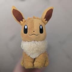 이브이 봉제인형