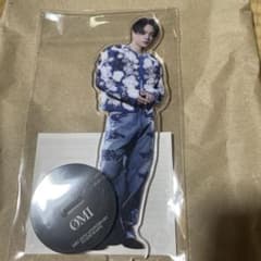 登坂広臣 BIGアクリルスタンド 登坂広臣 スタジアム BIG アクリルスタンド ØMI - メルカリ