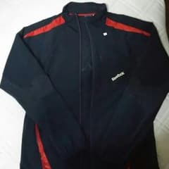 Reebokのジャージのサムネイル