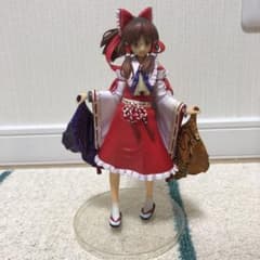 東方プロジェクト　博麗霊夢　フィギュアのサムネイル