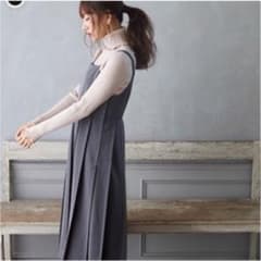Cherie Mona バックZIPプリーツワンピースのサムネイル