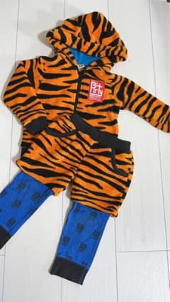 PARTY PARTY 虎柄フリースセットアップ90cmのサムネイル