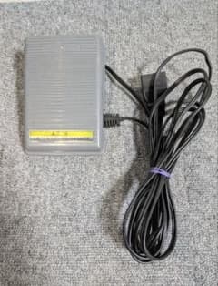 ブラザー ミシン用 フットコントローラー KD-1902 3穴 動作品のサムネイル