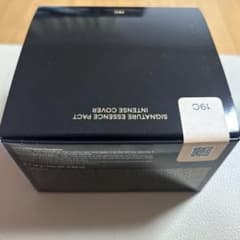 新品未開封品　AGE20's シグネチャーエッセンスカバーパクト 19cのサムネイル