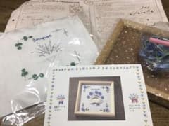 フェリシモ　リボン刺繍　キット（作成途中）のサムネイル