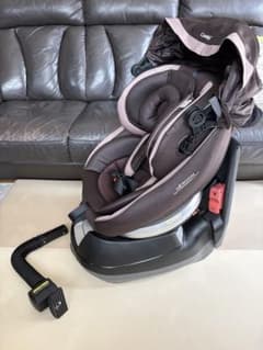 コンビ ネルーム エッグショック NF600 チャイルドシートのサムネイル