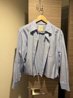 ユニクロ　JW ANDERSON ライトブルー長袖シャツのサムネイル