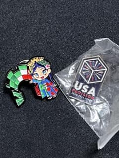 イタリア館&アメリカ館 ピンバッジ2点 - メルカリ