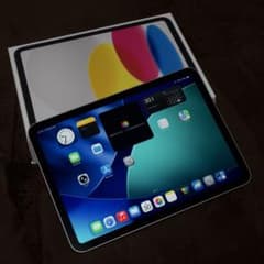 Apple iPad (A16) シルバー128GBWi-Fi+Cellularのサムネイル