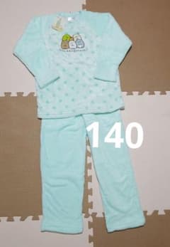 新品　すみっコぐらし　あったかパジャマ　140のサムネイル