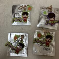 BTS j-hope TinyTAN 키홀더 4개 세트
